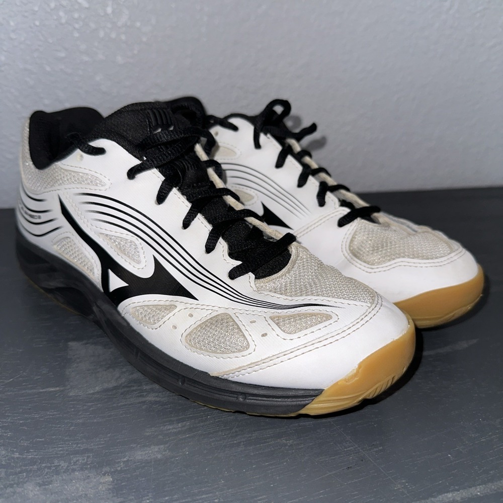 Mizuno Cyclone Speed 3 W Sz 8.5‎ Shoes Black White Lace Up Volleyball Show EUC